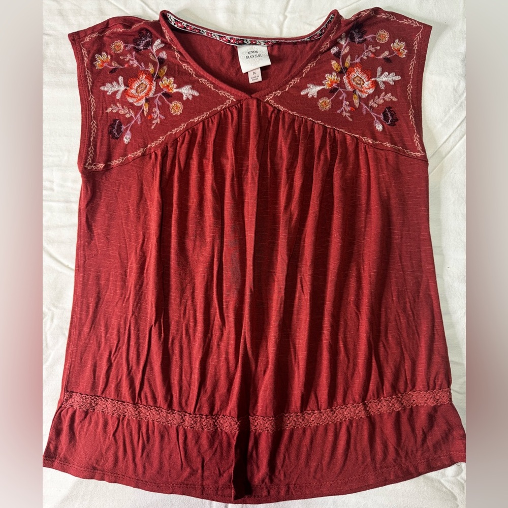 Knox Rose Women's Embroidered Blouse